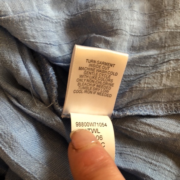 Beautiful Plus Size One World Light Blue Blouse - Picture 6 of 7